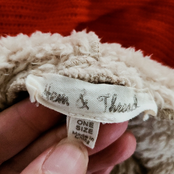 Fuzzy Hem and Thread Vest tan One Size - Picture 3 of 5